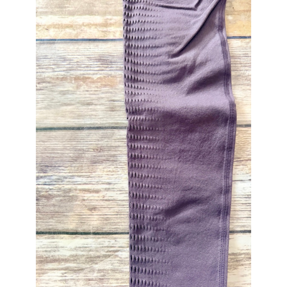 FABLETICS ATHLETIC LEGGINGS - Picture 2 of 4
